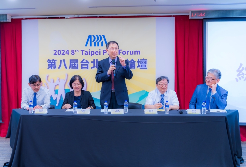 **協會張璠副理事長主持綜合研討