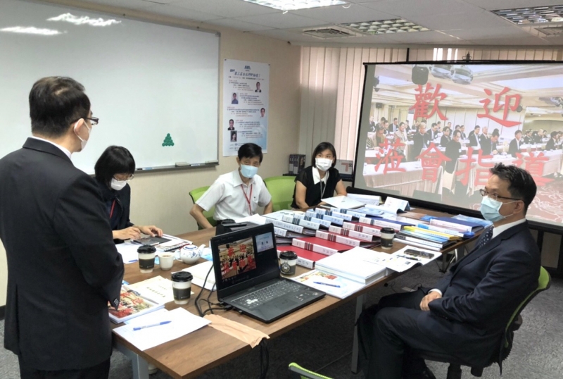 **理事長 何鴻榮博士 主持TTQS評核會議